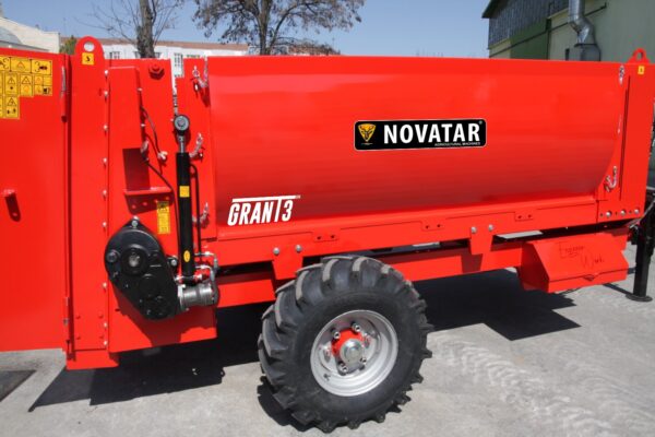 MANURE SPREADER TRAILER - 3 M³ (Grand Series) - Image 4