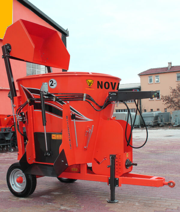 2M³ Vertical Feed Mixer - Image 3